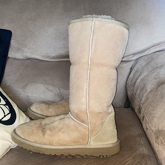 CLASSIC TALL UGG BOOTS - SAND - Picture 3 of 5